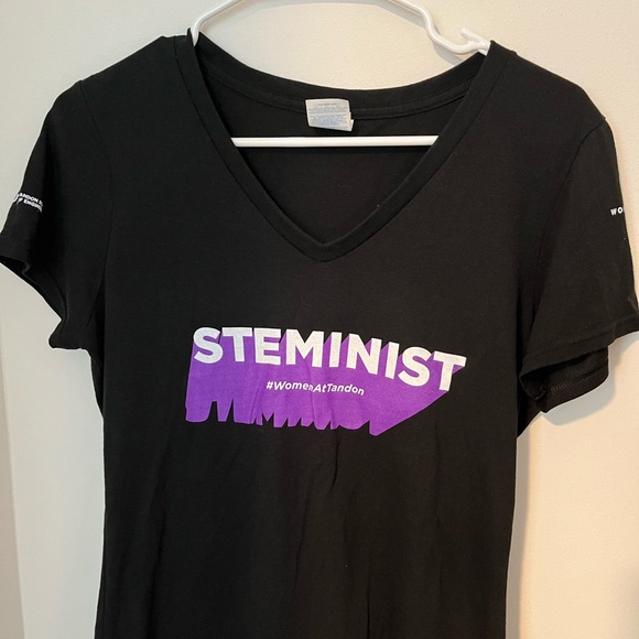 NYU Tandon Shirt - Picture 1 of 4